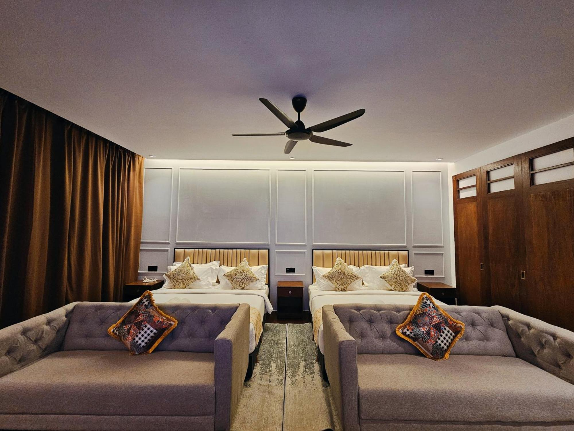 The Palm At Lava Mansion Hotel 4*